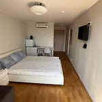 Aisa Street Appartement *