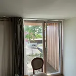 Aisa Street Appartement